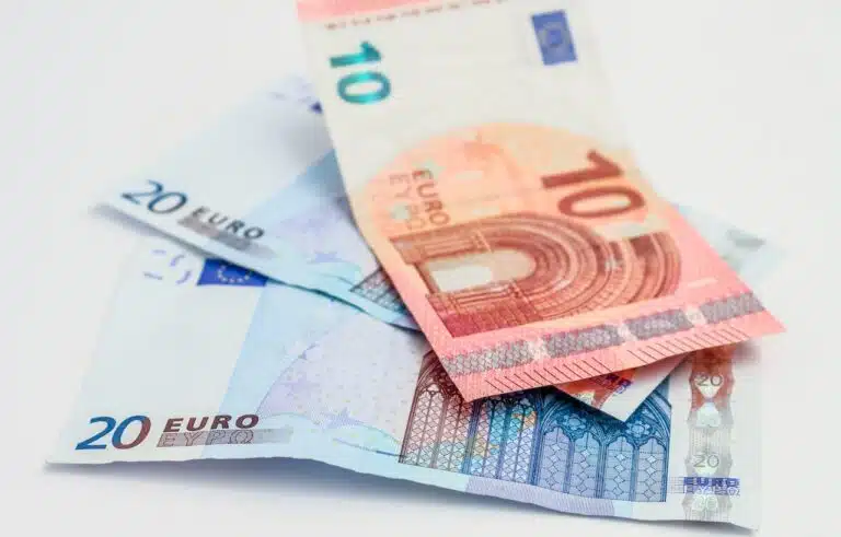 Επίδομα 250 ευρώ σε συνταξιούχους – Η ημερομηνία πληρωμής